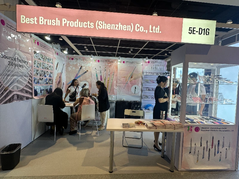 Best Brush Co.,Ltd gør stærkt indtryk på Cosmoprof HK 2025, viser fabriksførste fremstillingskvalitet