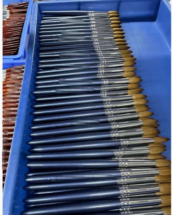 Et parti professionelle neglebørster færdig indpakning og klar til forsendelse - Bedste børstekildefabrik leverer OEM & ODM-tilpasning til globale grossister